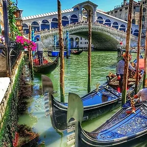 Guest house Alloggio Rialto View, Venice