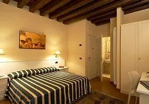  Pensión Venice Resorts Guest House